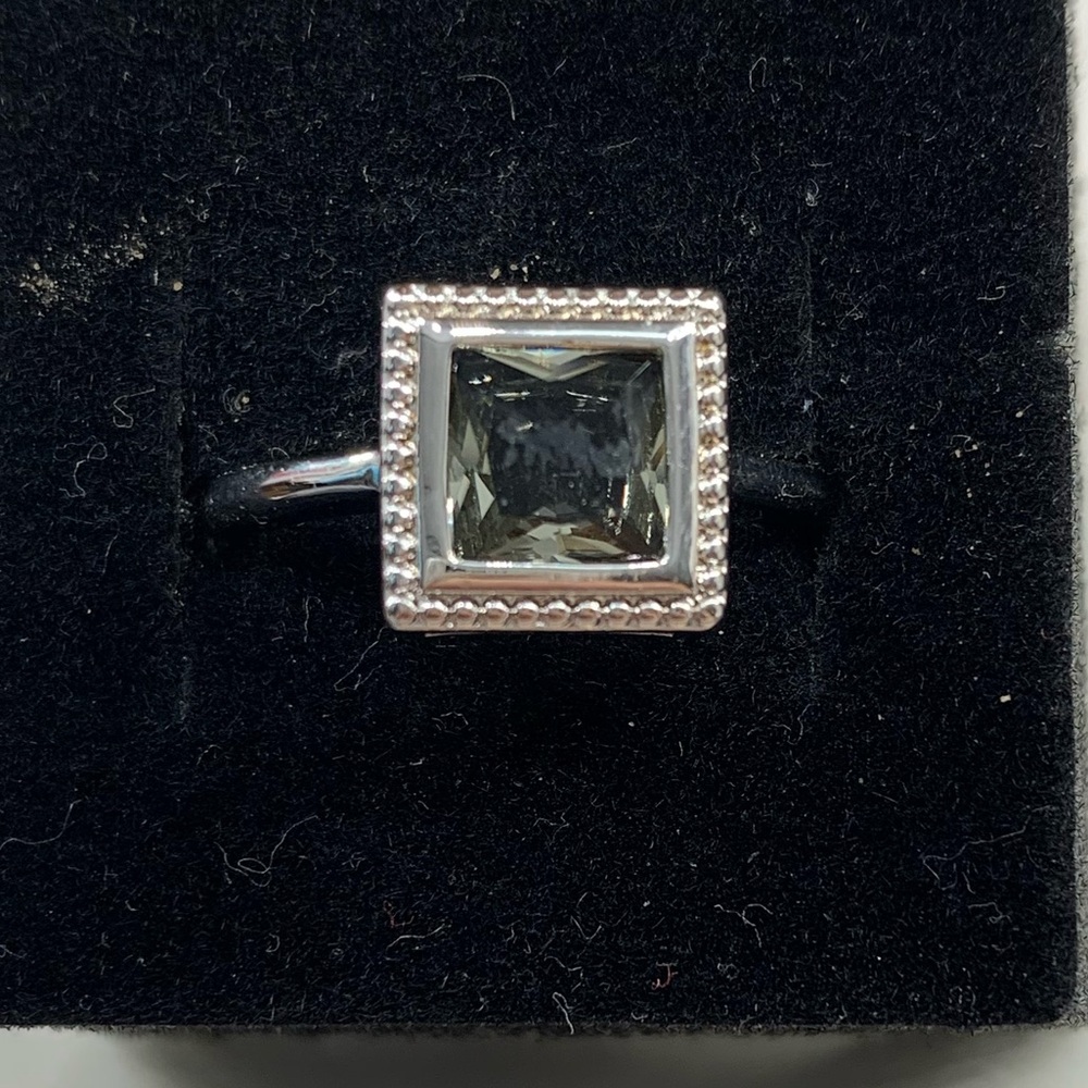 Bomb party vintage ring size 9